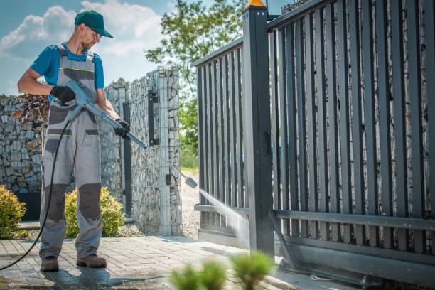 Best Animal Enclosure Cleaning  in Gilmer, TX